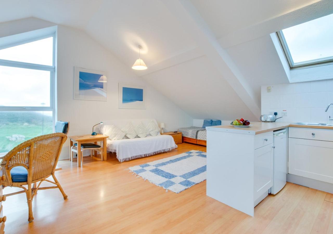 48 St Nicholas Court St Ives エクステリア 写真